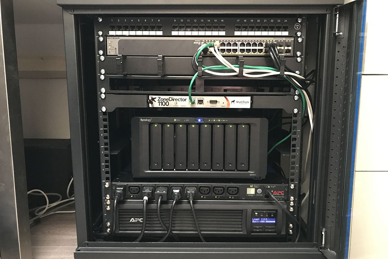  Gabinetes de estantería