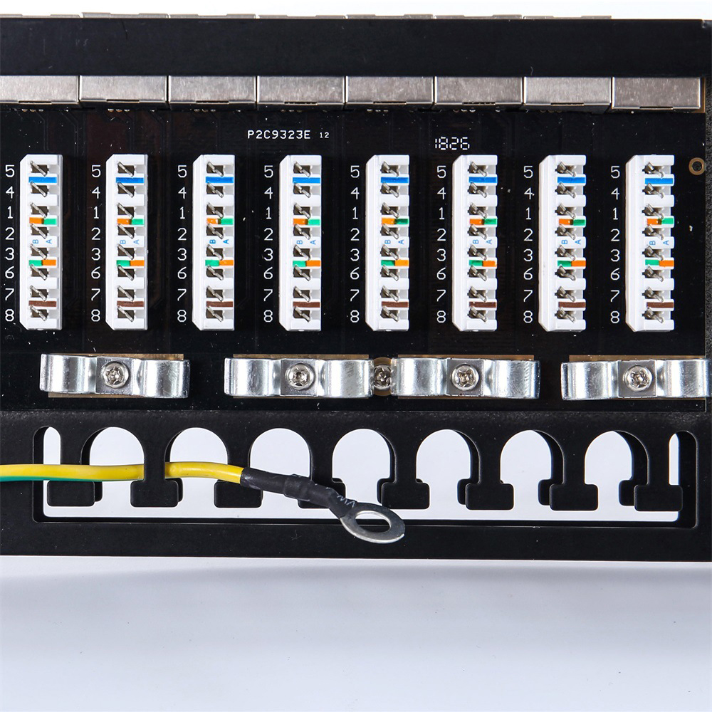 Panel de conexión Cat6A FTP de 48 puertos 1U